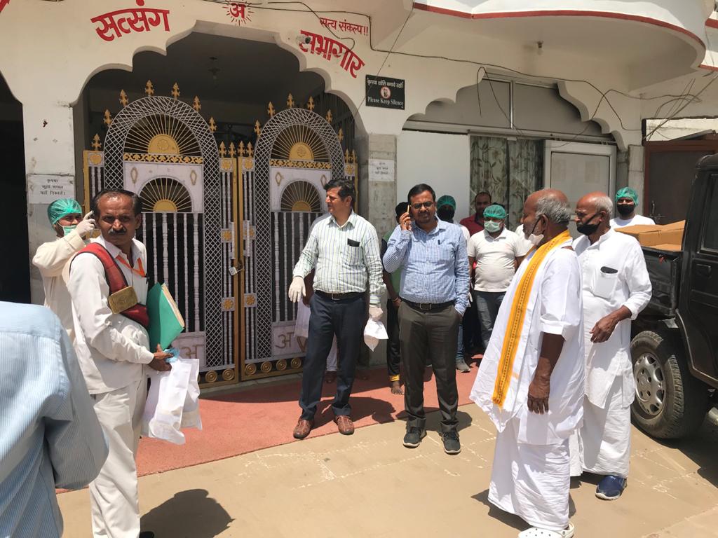 Swatantra dev ji take precautions due to covid 19 at Maharshi Sadafaldeo Ashram