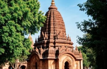 क्या मंदिर जाने से धन मिलता है 33 Temple Wealth Benefits